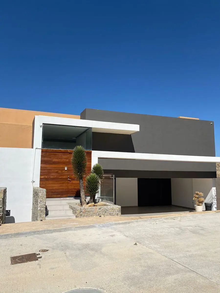 Casa en venta en Terralta, Saltillo — foto 1 de 26