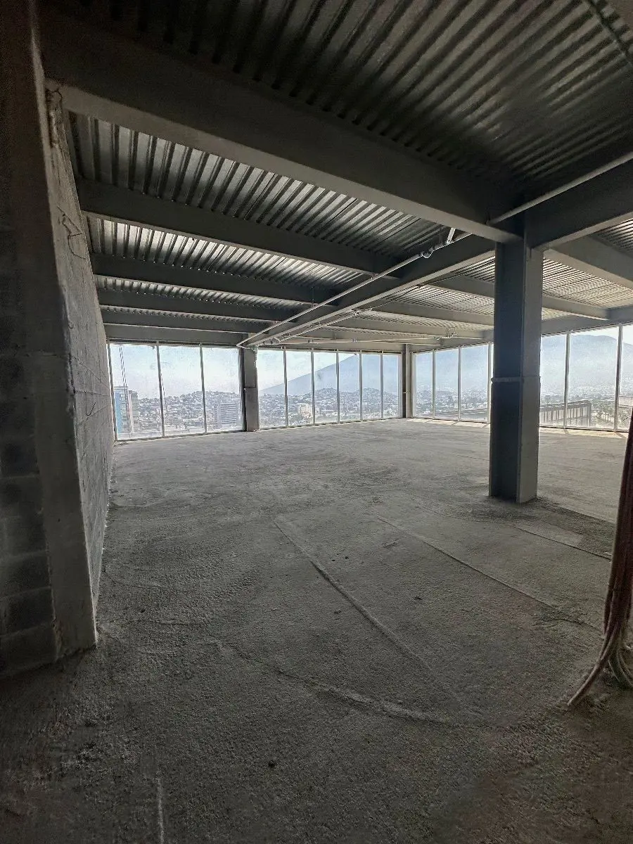 Oficina en renta en Privada Fundadores, Monterrey — foto 1 de 24