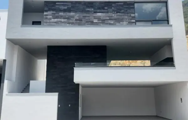 Casa en venta en Carretera Nacional en Monterrey