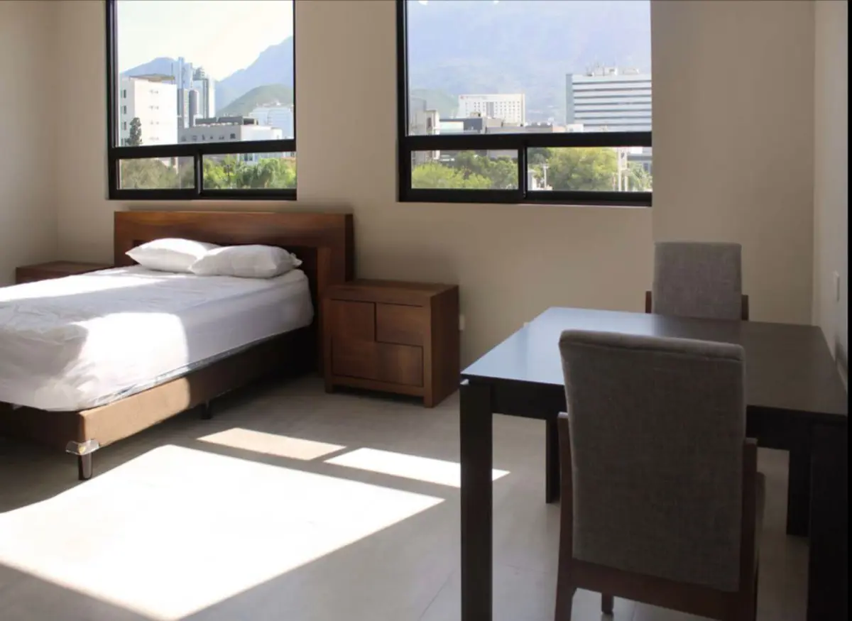 Departamento en renta en Del Valle, San Pedro Garza García — foto 1 de 10