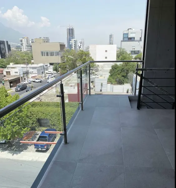 Departamento en renta en Del Valle, San Pedro Garza García — foto 2 de 10