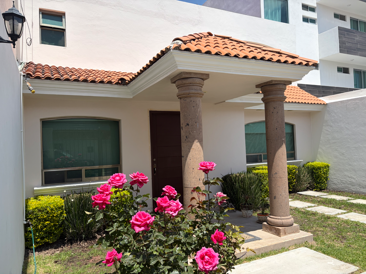 Casa en venta en Real del Valle, Pachuca de Soto — foto 1 de 16