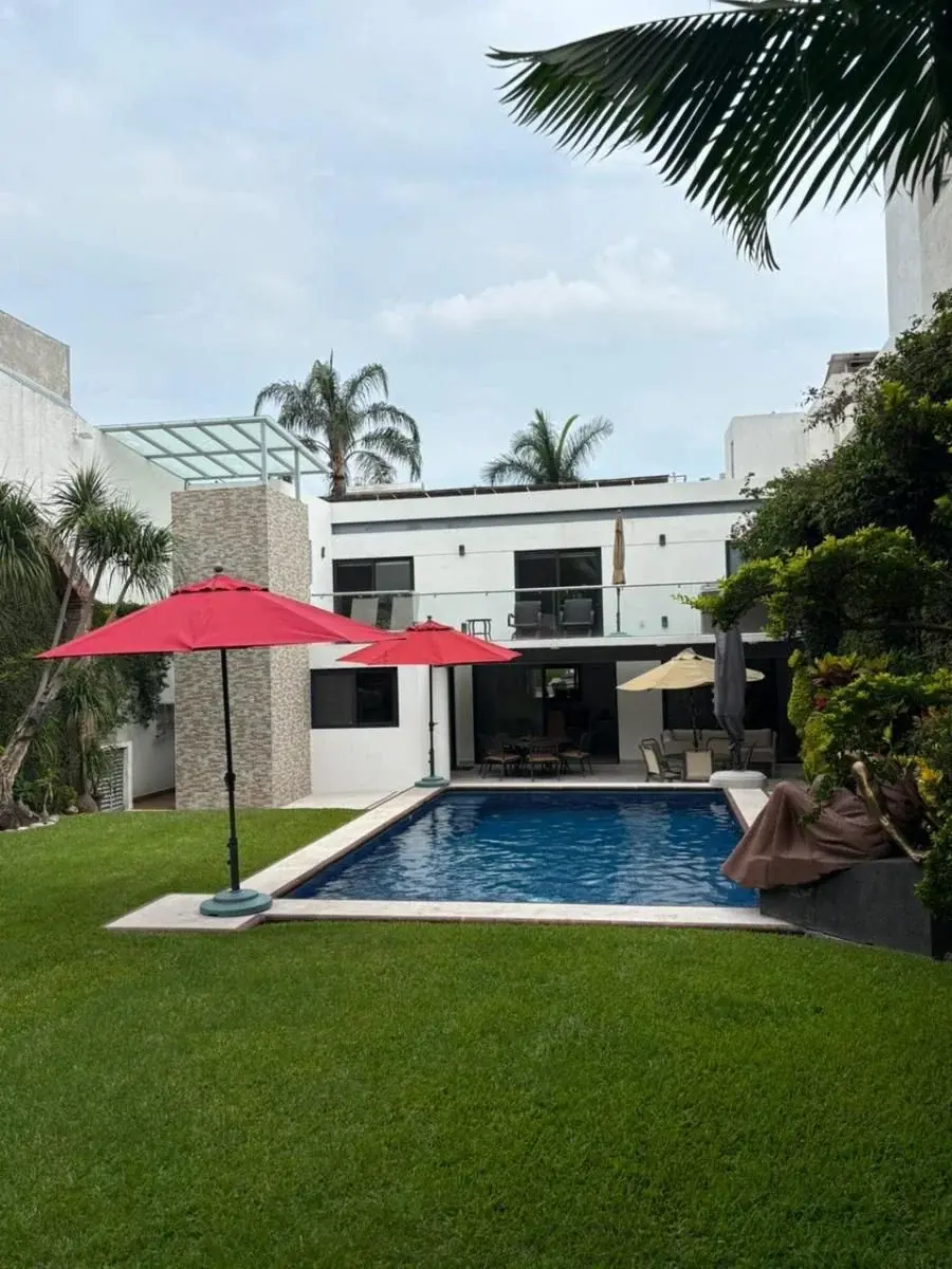 Casa en venta en Vista Hermosa, Cuernavaca — foto 1 de 62