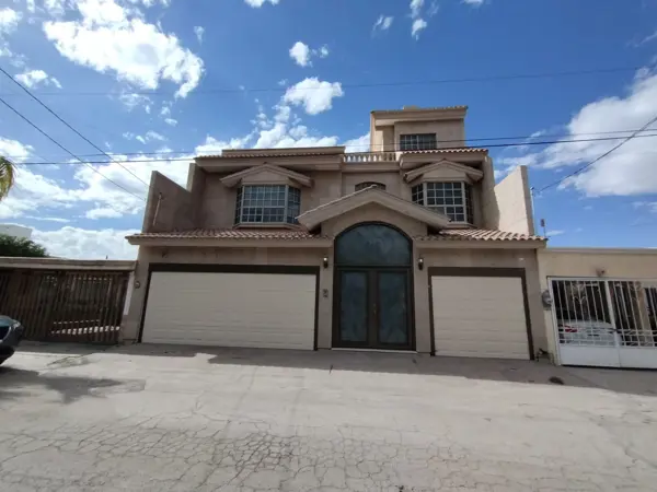 Casa en venta en Estrella, Torreón — foto 2 de 28