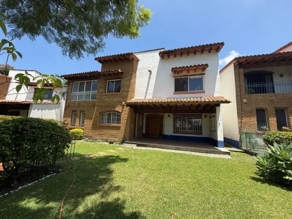 Casa en venta en Vista Hermosa – Exclusividad, Confort y Estilo de Vida Premium