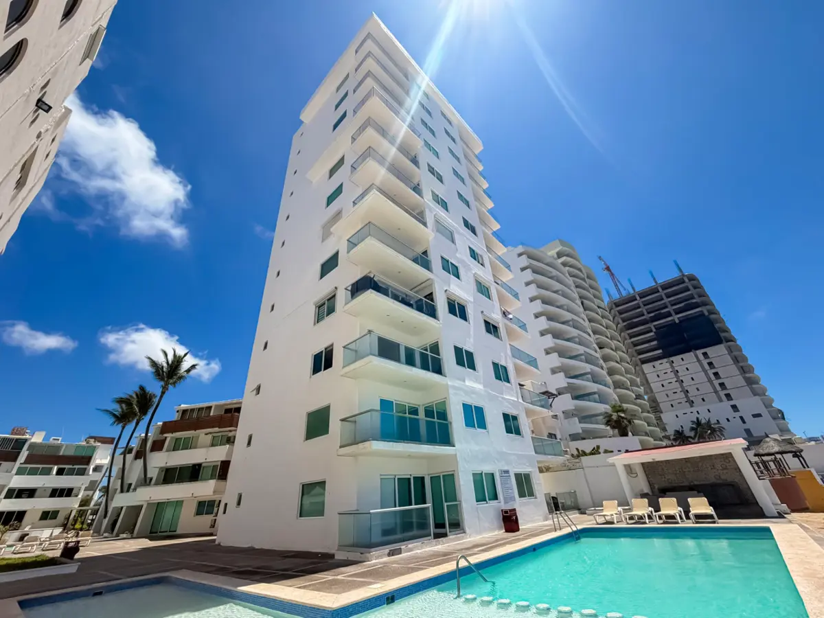Departamento en venta en Marina Mazatlan, Mazatlán — foto 1 de 46