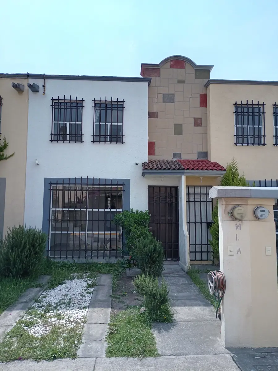 Casa en venta en Hacienda del Valle II, Toluca — foto 1 de 13