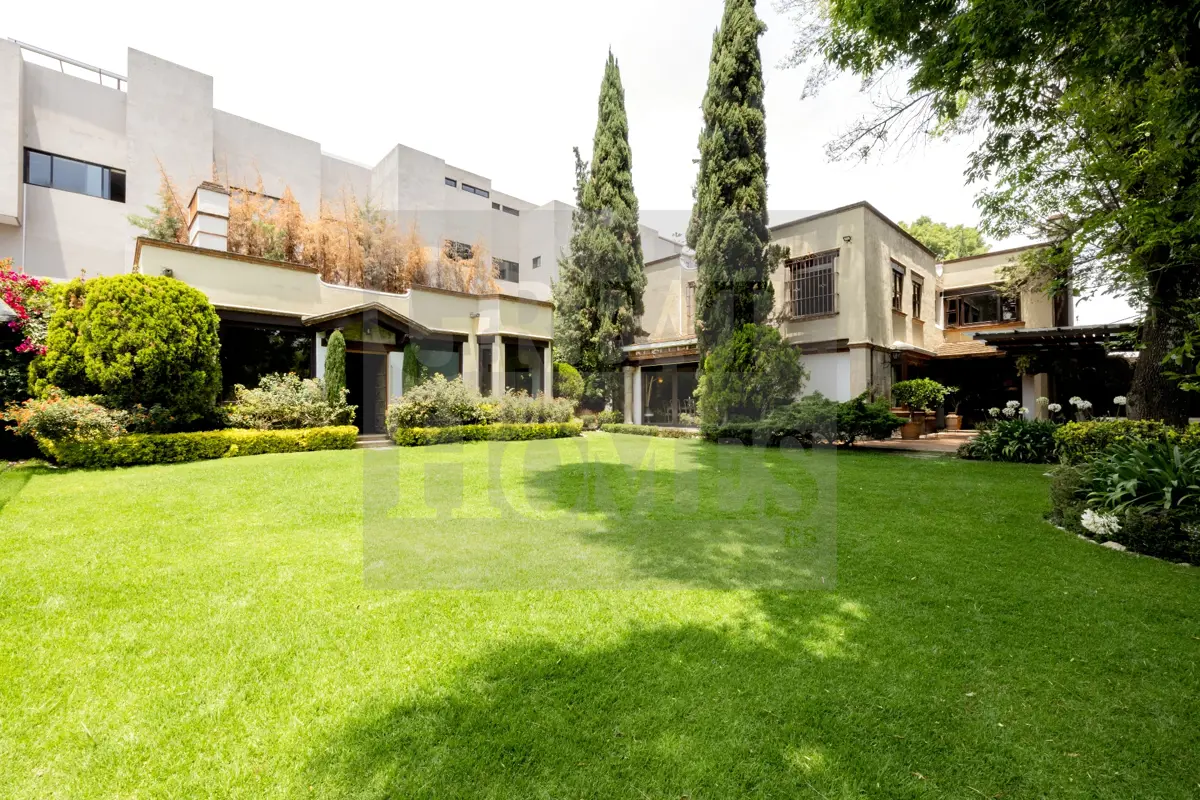Casa en venta en Tetelpan, Álvaro Obregón — foto 1 de 24