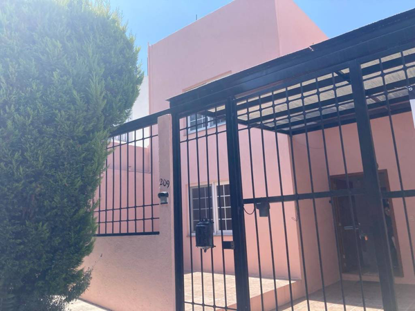 Casa en venta en Arboledas del Parque, Querétaro — foto 2 de 17