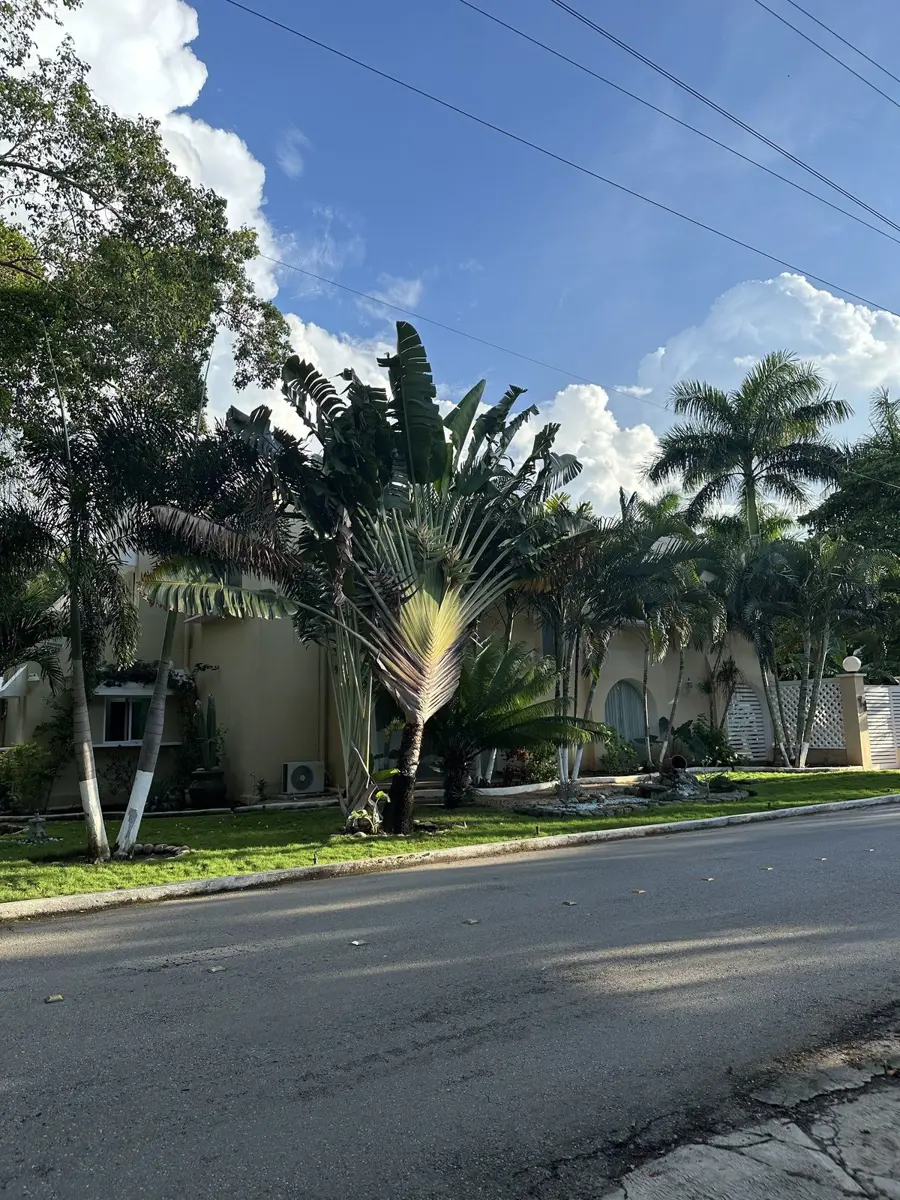 Casa en venta en Club de Golf la Ceiba, Mérida — foto 1 de 44