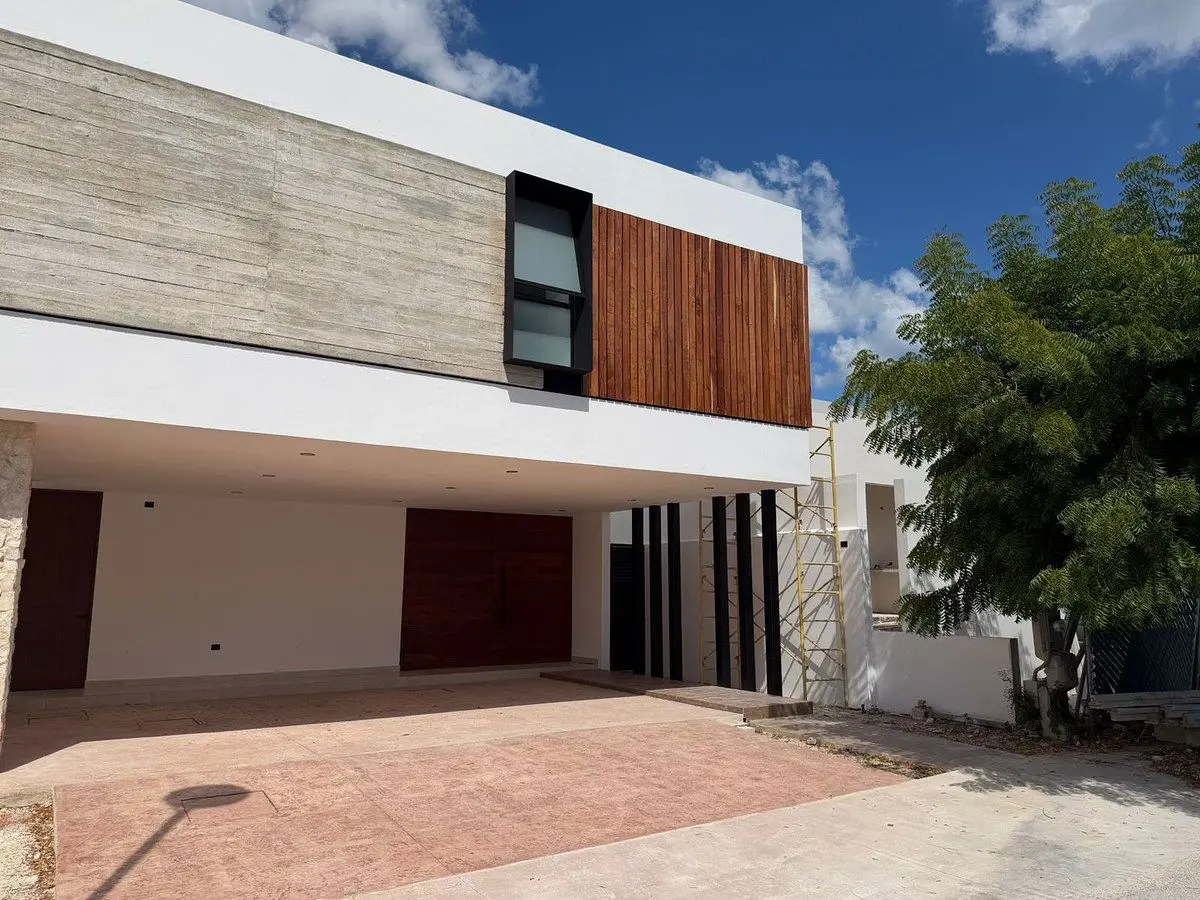 Casa en venta en Temozon Norte, Mérida — foto 1 de 31