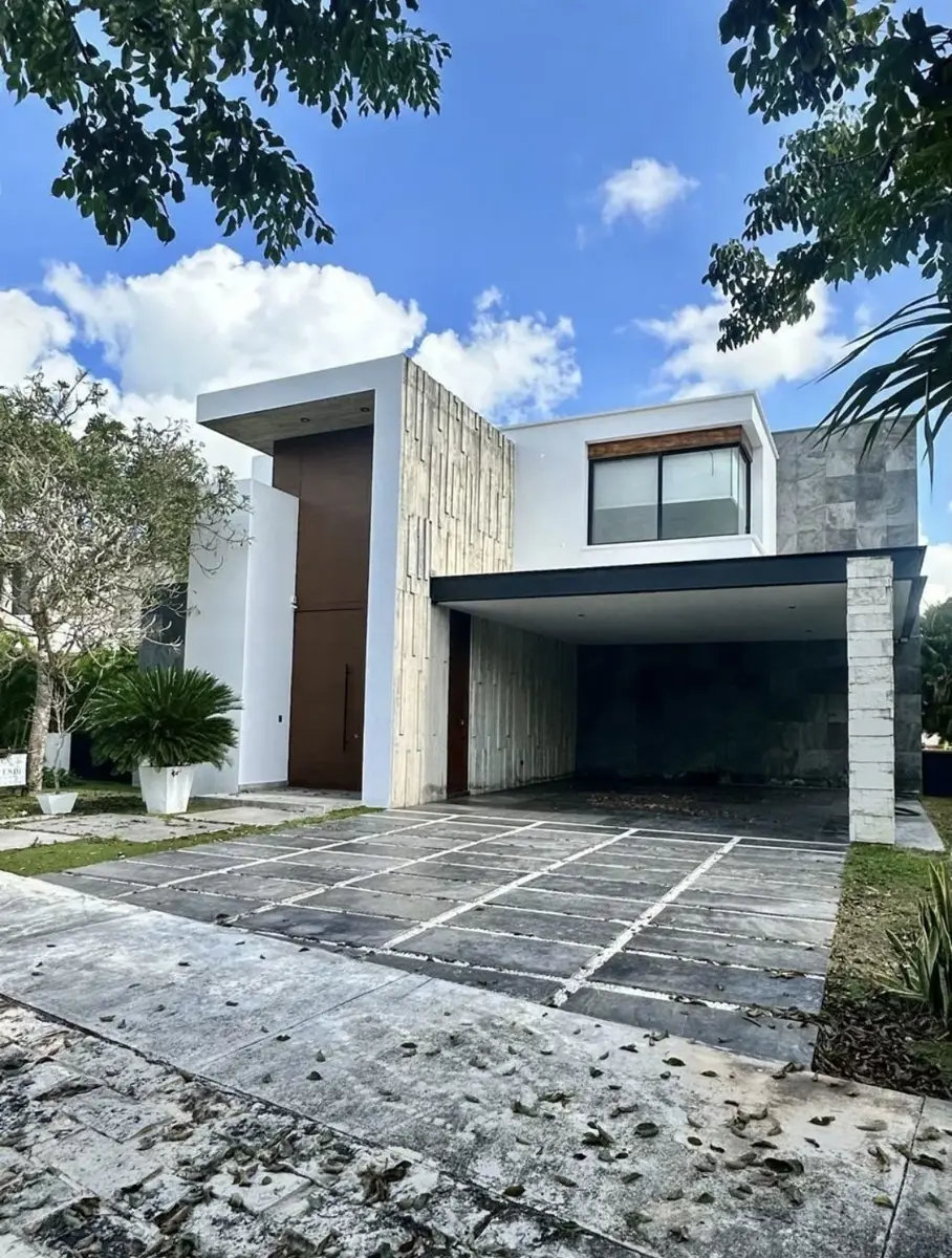 Casa en venta en Yucatán Country Club, Mérida — foto 1 de 29