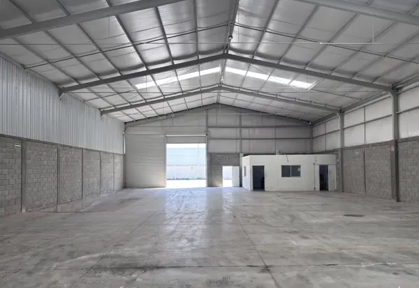 Bodega con rampa de 582 m2, Fraccionamiento San Felipe