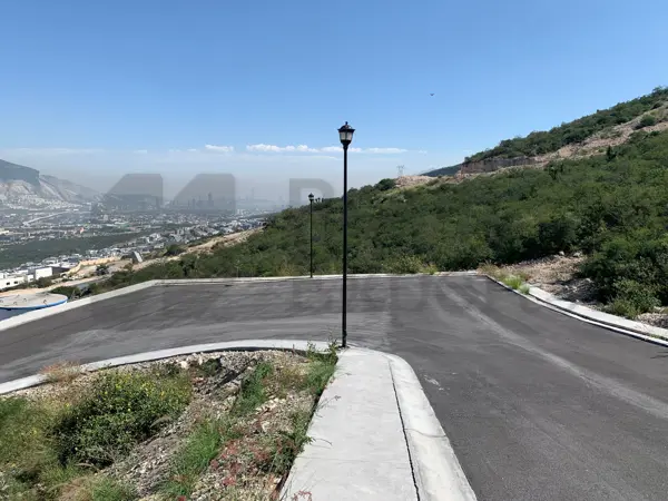Terreno en venta en Residencial Cordillera, Santa Catarina — foto 2 de 11