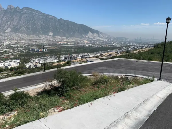 Terreno en venta en Residencial Cordillera, Santa Catarina — foto 3 de 11