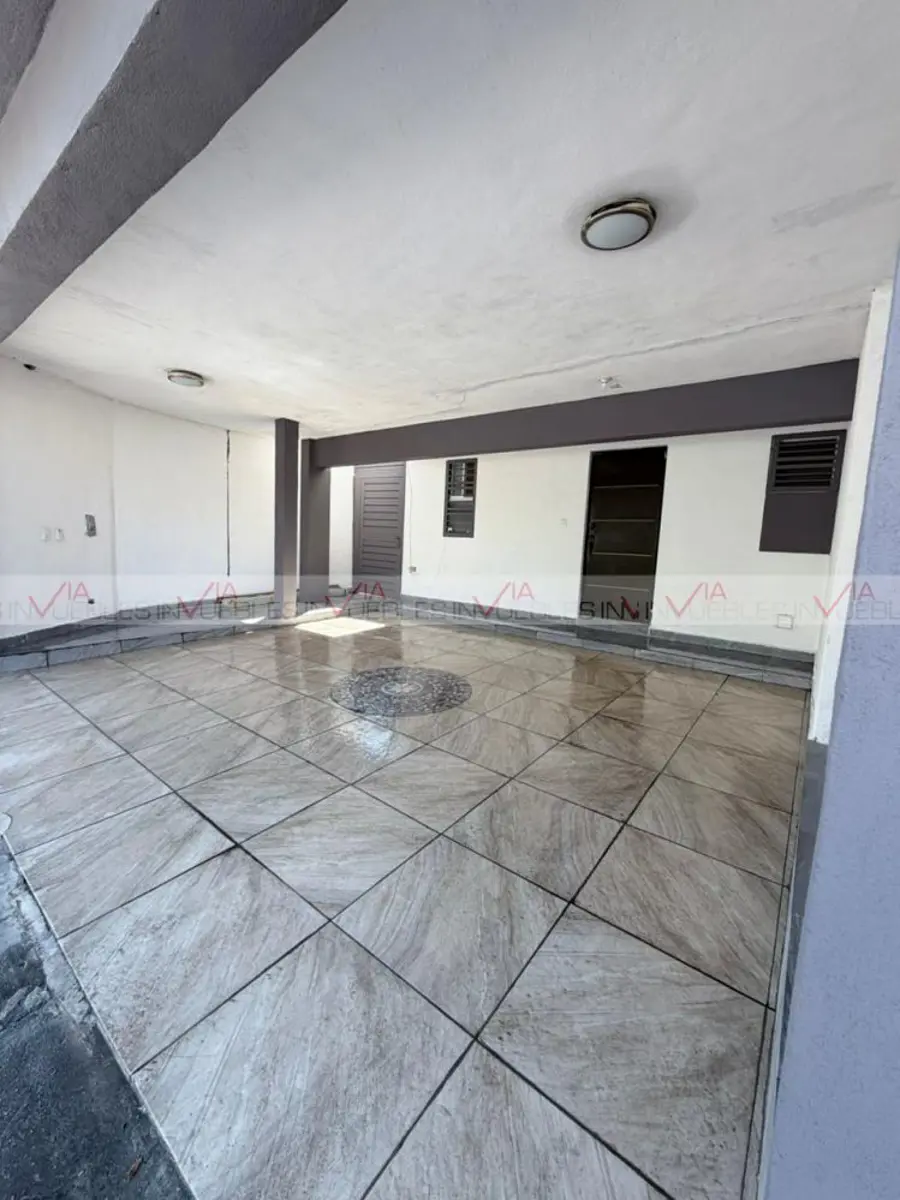 Casa en venta en Paseo Amberes, Guadalupe — foto 1 de 13