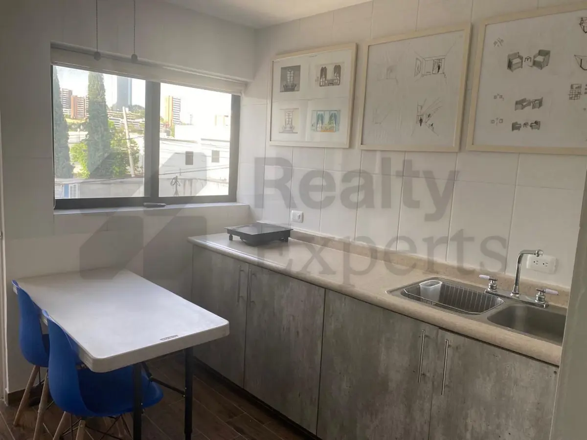 Departamento en renta en Del Valle, San Pedro Garza García — foto 1 de 10