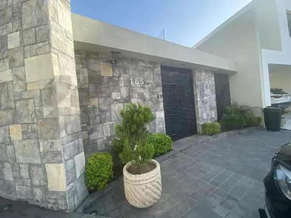 Casa en venta en Residencial La Noria, Santiago — foto 2 de 35