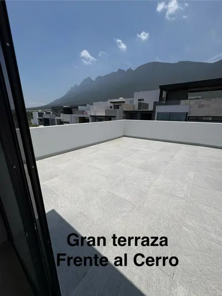 Casa en venta en Mirador, García — foto 3 de 18