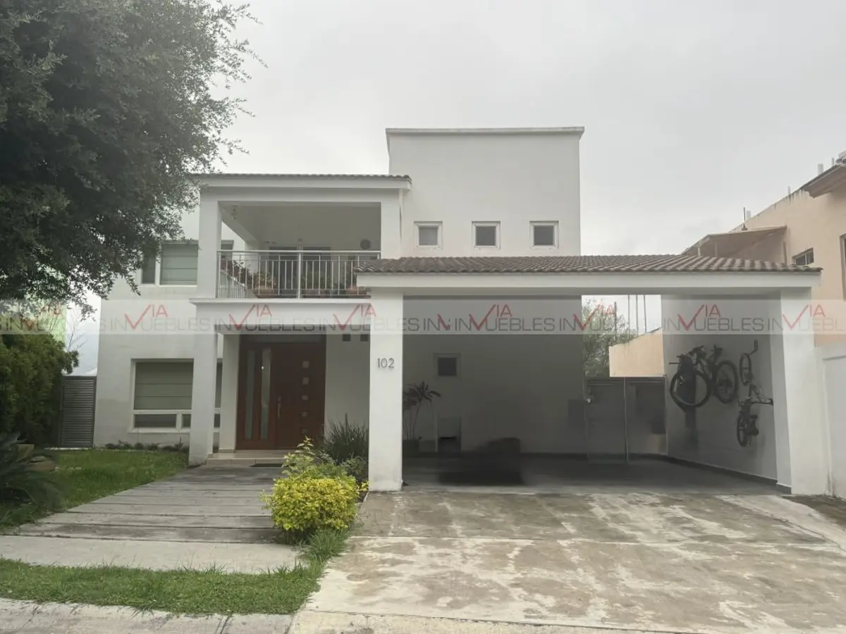 Casa en venta en Privada los Franciscanos, Santiago — foto 1 de 20