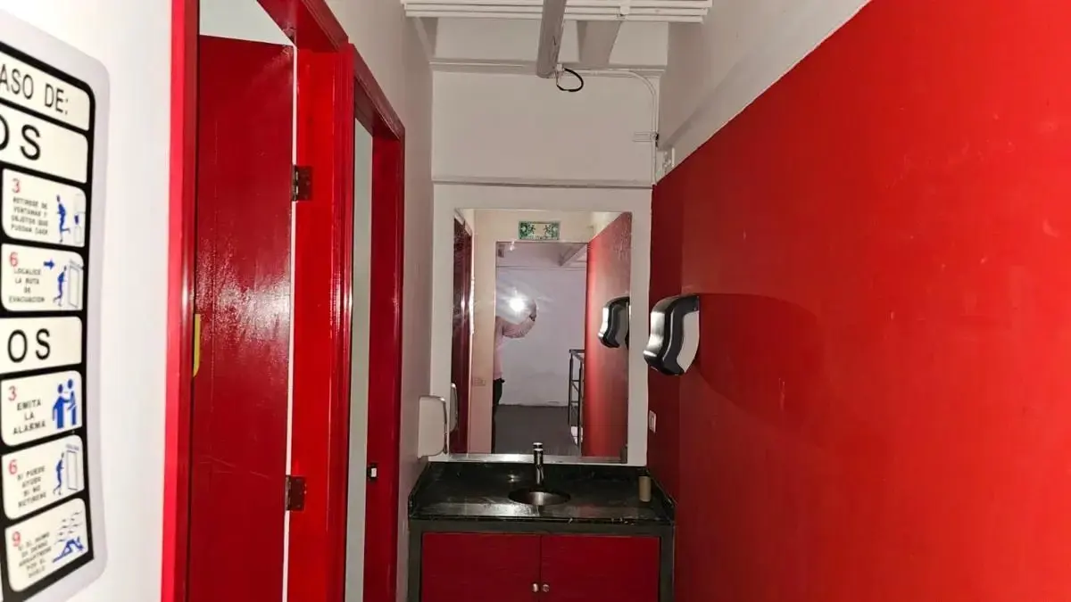 Bodega en renta en Santa Fe Cuajimalpa, Cuajimalpa de Morelos — foto 1 de 7