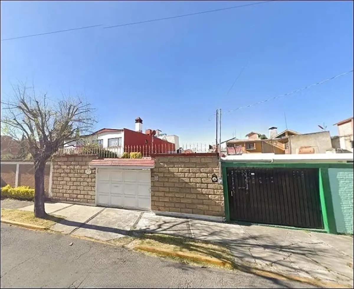 Casa en venta en San Jeronimo Chicahualco, Metepec — foto 1 de 14