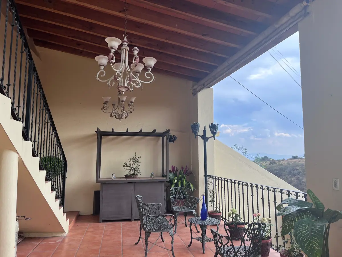 Casa en venta en Lomas de Tetela, Cuernavaca — foto 1 de 26