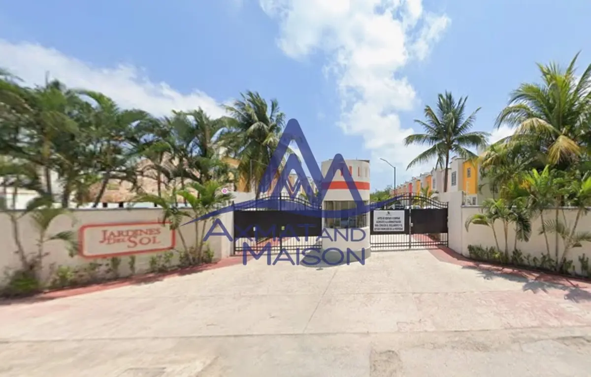 Casa en venta en Jardines de Banampak, Benito Juárez — foto 1 de 14