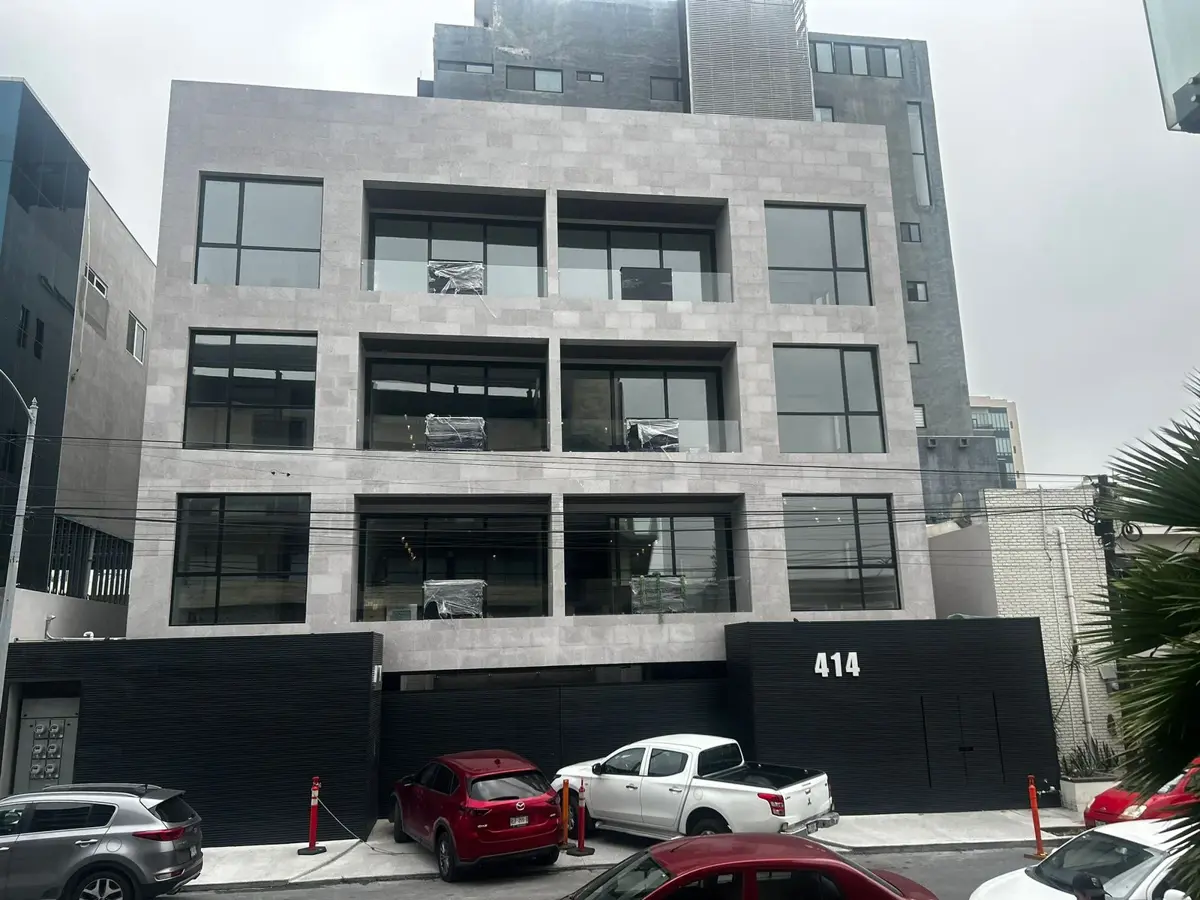 Edificio en venta en Del Valle, San Pedro Garza García — foto 1 de 29