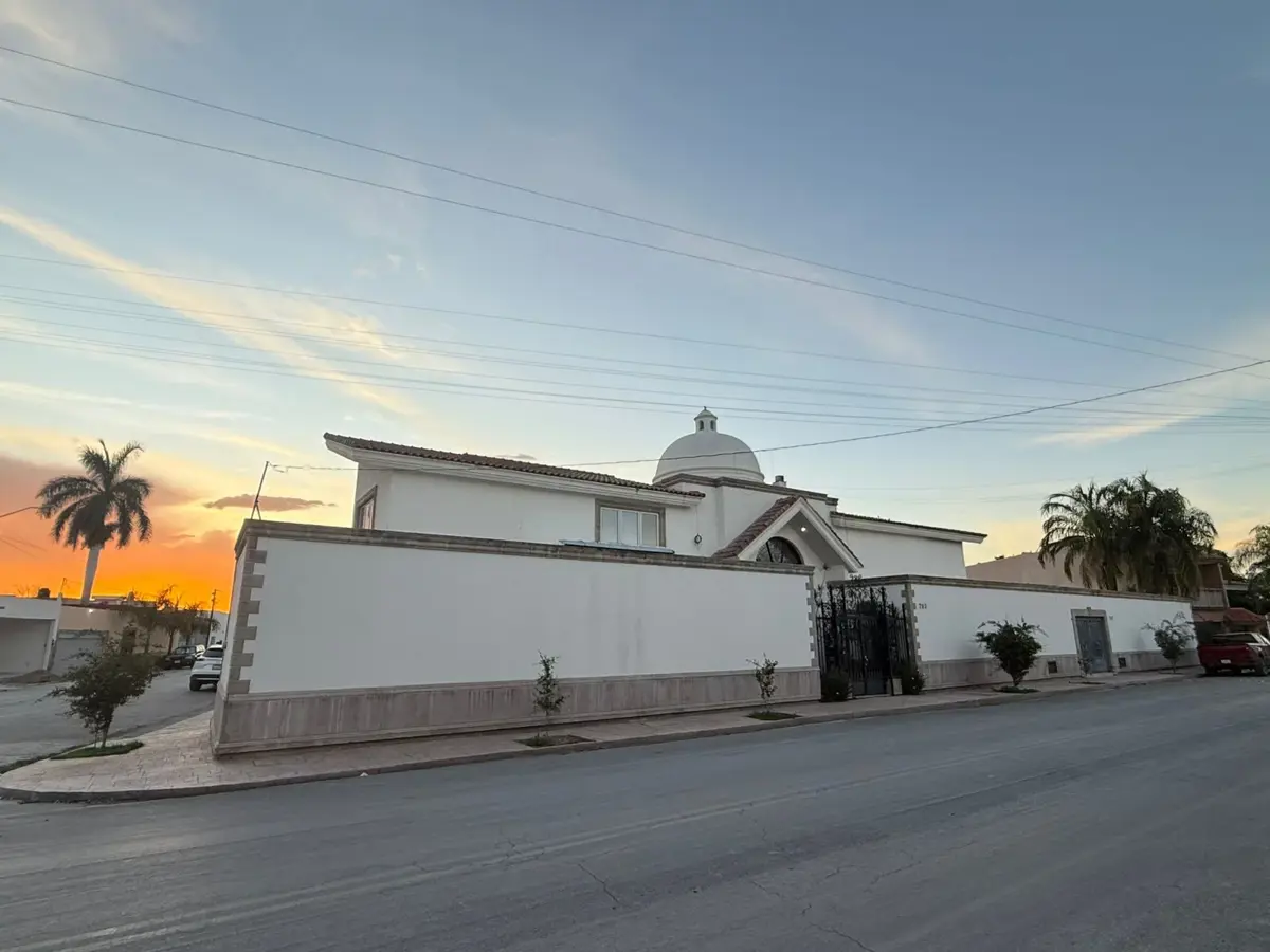 CASA EN VENTA EXCELENTE UBICACION CASA EN VENTA EXCELENTE UBICACION