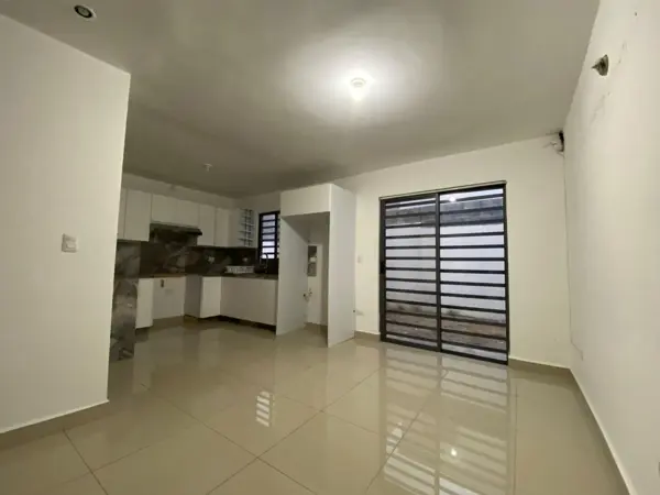 Casa en venta en Altrysa, García — foto 3 de 13