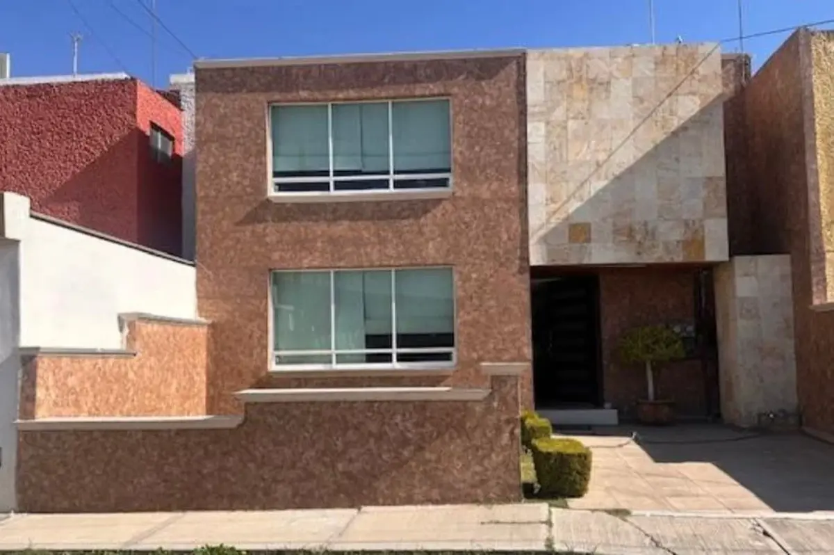 Casa en renta en Rinconada de Santiago, Pachuca de Soto — foto 1 de 18