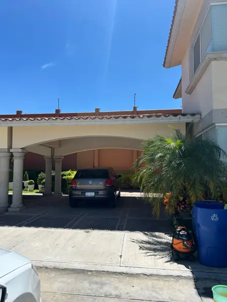 "VIVE EN LAS ALAMEDAS CASA EN VENTA"