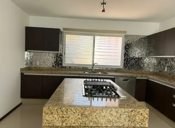 Casa en venta en Las Alamedas, Celaya — foto 3 de 8