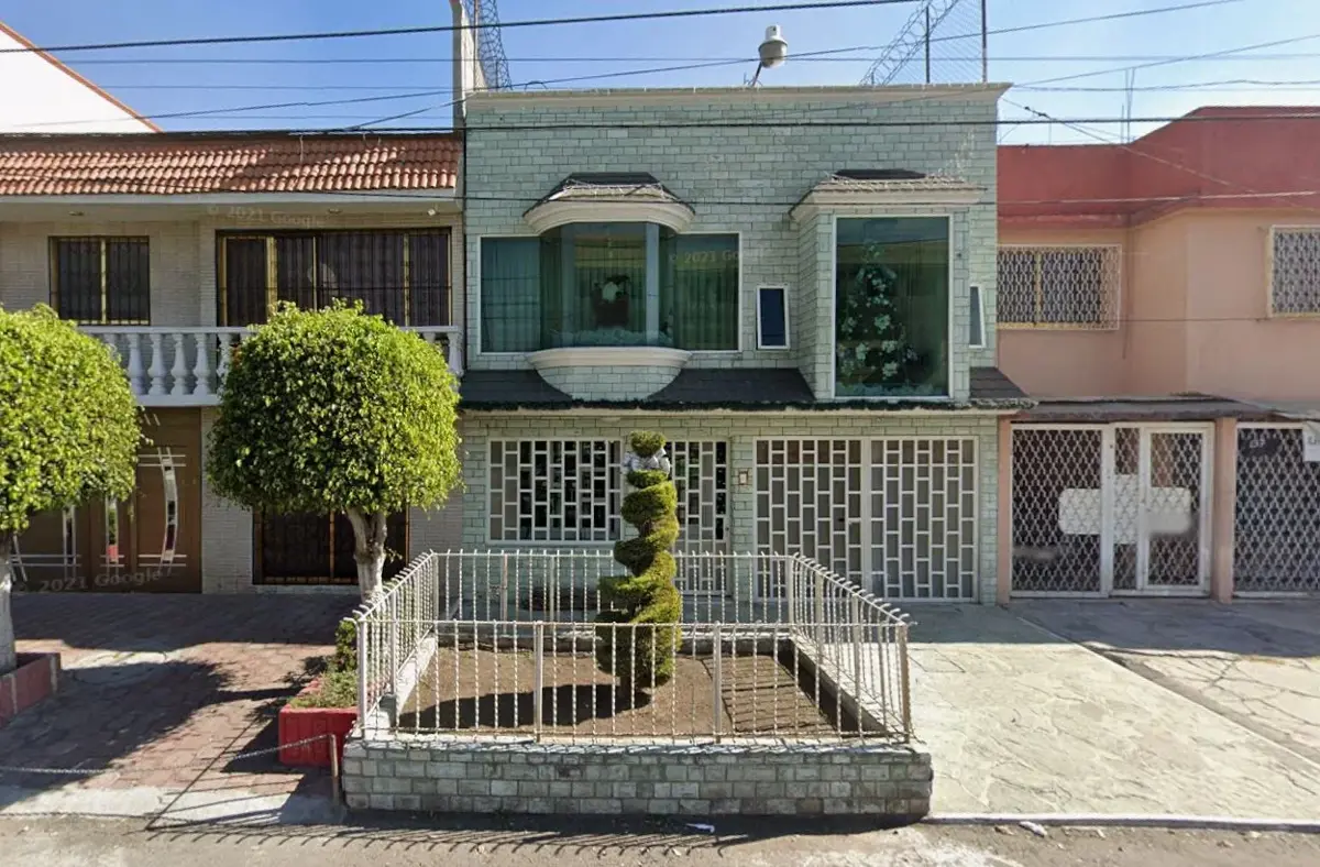 Casa en venta en Jardines de Santa Clara, Ecatepec de Morelos — foto 1 de 10