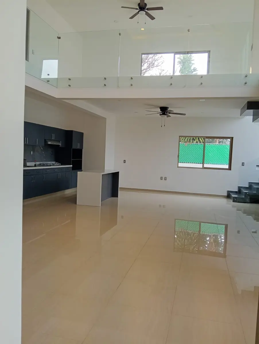 Casa en venta en Lomas de Cocoyoc, Atlatlahucan — foto 1 de 11