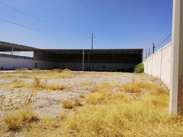 NAVE INDUSTRIAL EN MIGUEL DE LA MADRID (PARQUE HUNDIDO)