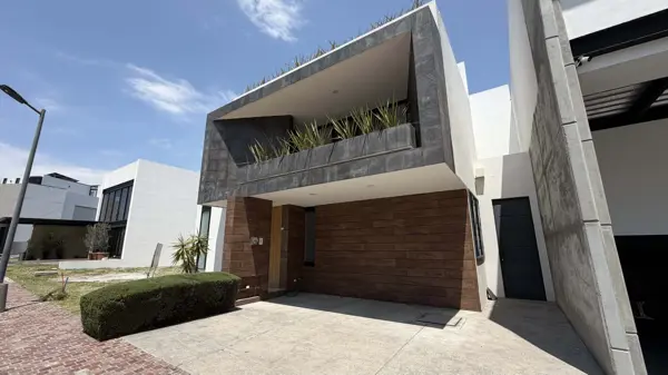 Casa en venta en Lomas de Angelópolis, San Andrés Cholula — foto 2 de 28