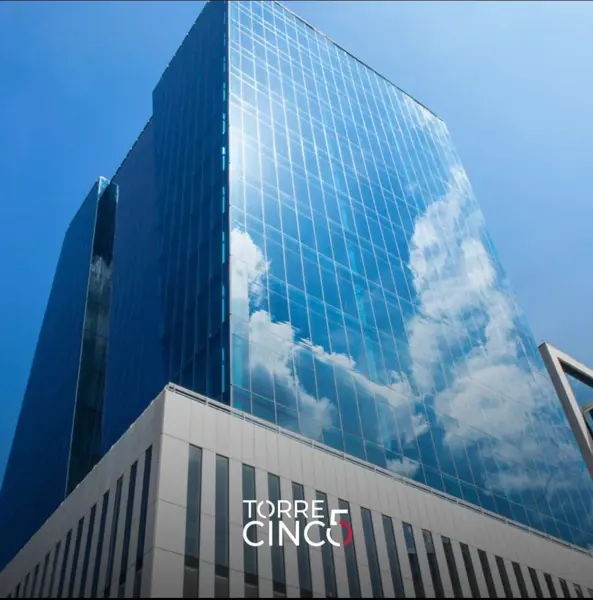 OFICINA EN RENTA, ZONA VALLE ORIENTE, SPGG,NL.