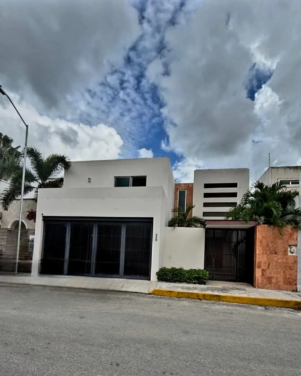 Casa en venta en Montebello, Mérida — foto 1 de 36