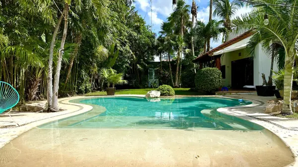Casa en venta en Montebello, Mérida — foto 2 de 24