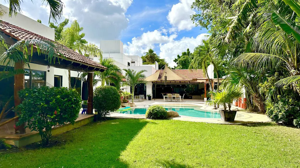 Casa en venta en Montebello, Mérida — foto 1 de 24
