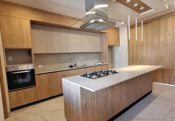 CASA EN VENTA EN RIO ALTOZANO, MORELIA