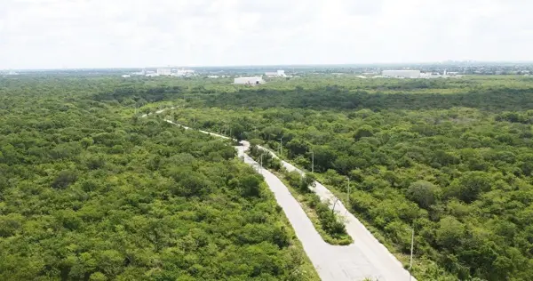 Terreno en venta en Tixcacal Opichen, Mérida — foto 3 de 4