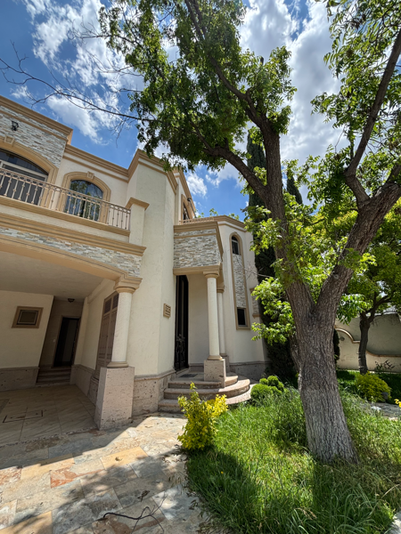 Residencia de lujo en renta, completamente amueblada, en San Alberto – Zona Norte de Saltillo