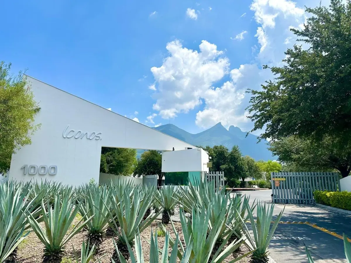 Departamento en venta en Residencial la Española, Monterrey — foto 1 de 32