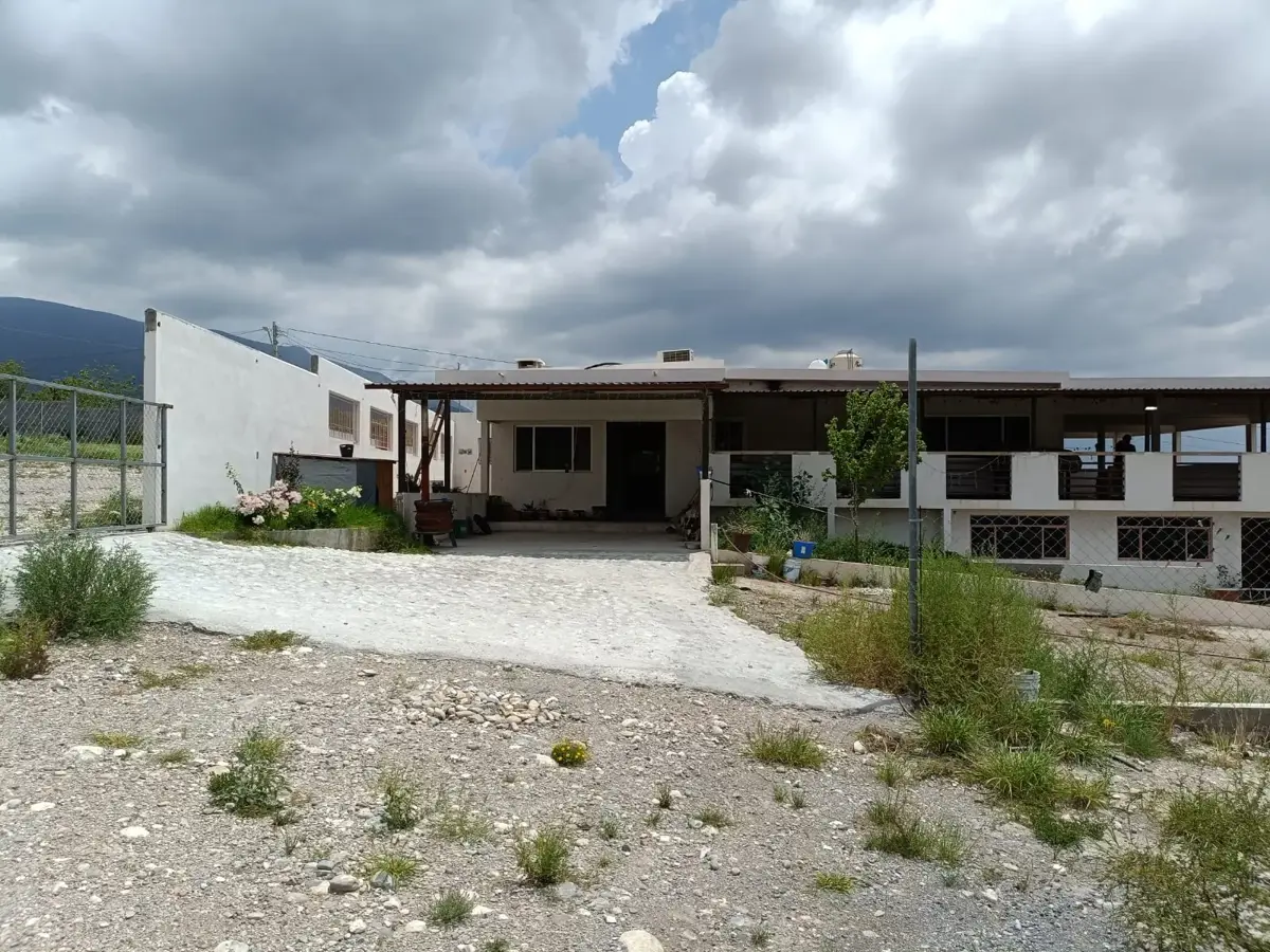 Quinta en venta en Autopista, Arteaga — foto 1 de 12