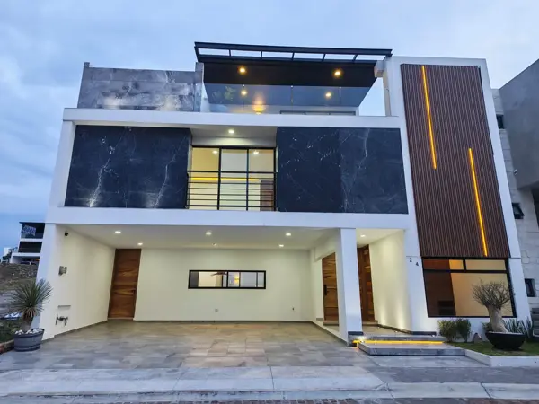 Casa en venta en Lomas de Angelópolis, Ocoyucan — foto 2 de 36