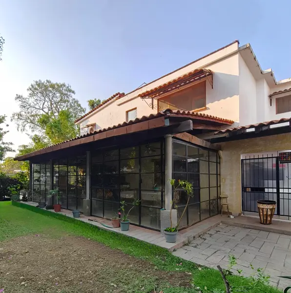 Casa en Venta en Colima Centro: Espacios Amplios y Excelente Ubicación