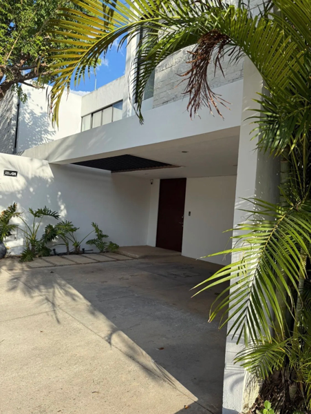 Casa en renta en Montebello, Mérida — foto 2 de 12